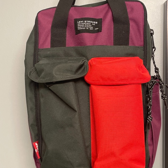 Backpack - Picture 1 of 1